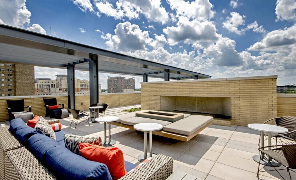 Global Luxury Suites In Downtown 贝塞斯达 外观 照片